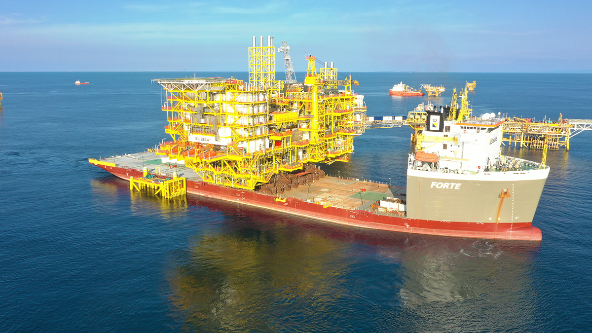 Boskalis - creating new horizons in oil & gas